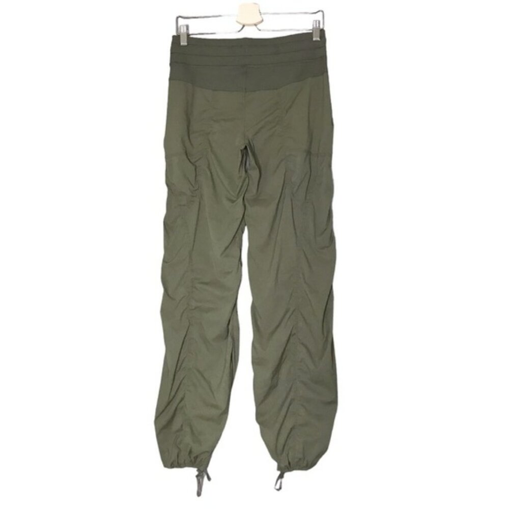 Size 6 Lululemon Studio Pant II *Unlined (Regular) Fatigue Army Green - Picture 10 of 13